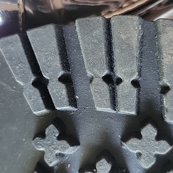 Bandolino Fillip Women's Lug Sole/Chunky Loafer - Picture 8 of 10